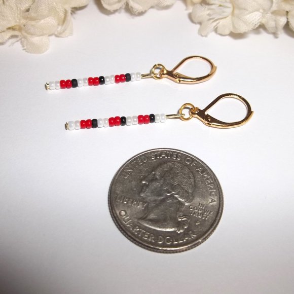 Linear Seed Bead Drop Earring Minimalist Sleek White Pearl Black Red Gold A747 - Picture 5 of 8